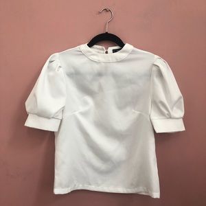 White puffy sleeve blouse